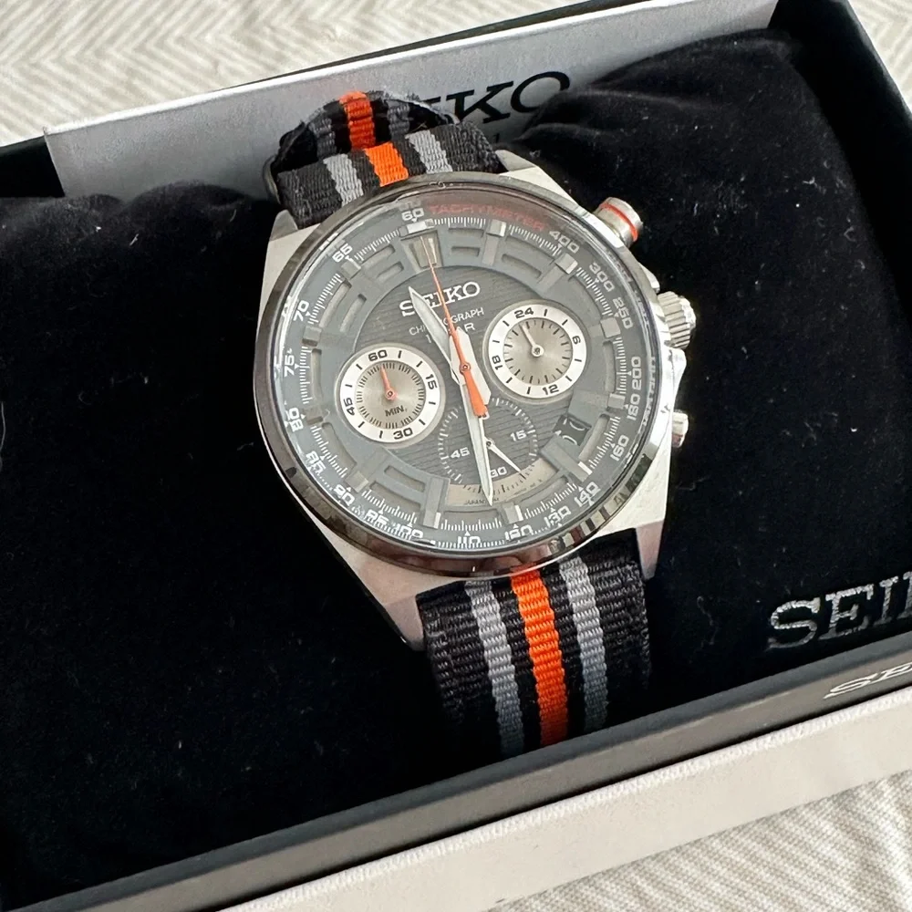 Seiko Men's Core Chronograph Quartz Grey Dial Watch - SSB403P1 NEW - Picture 1 of 1